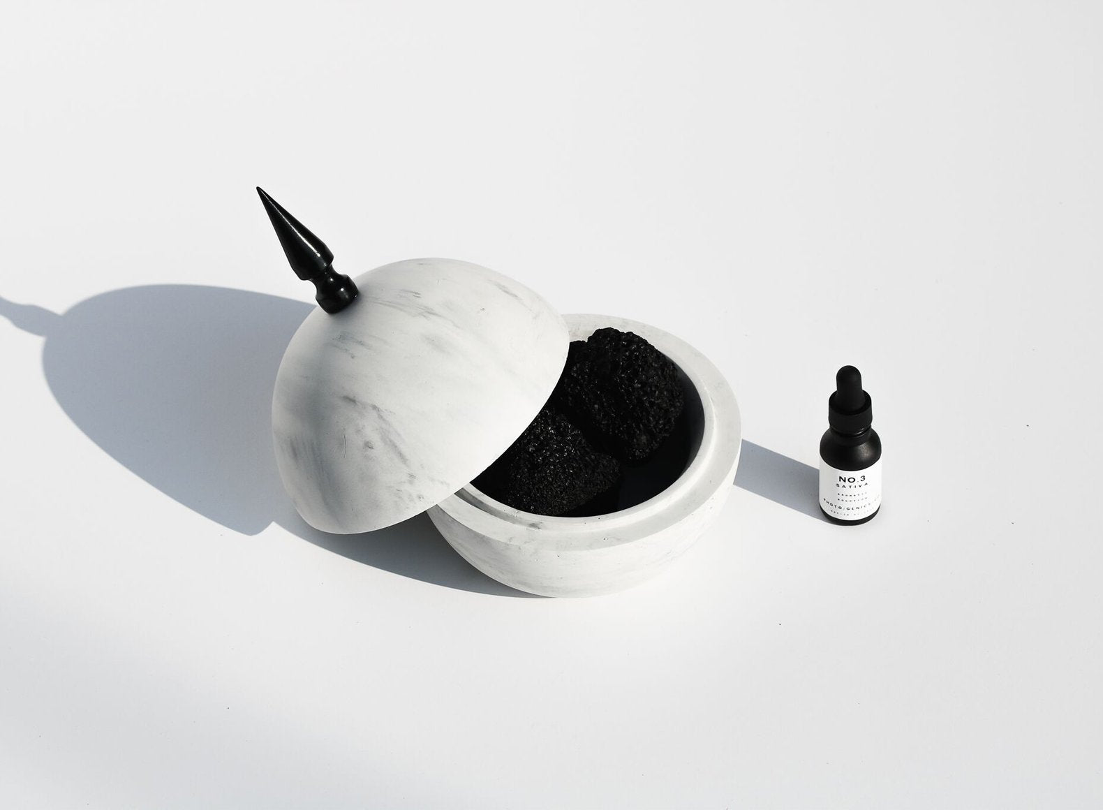 No.3 Sativa Concrete Dome Diffuser