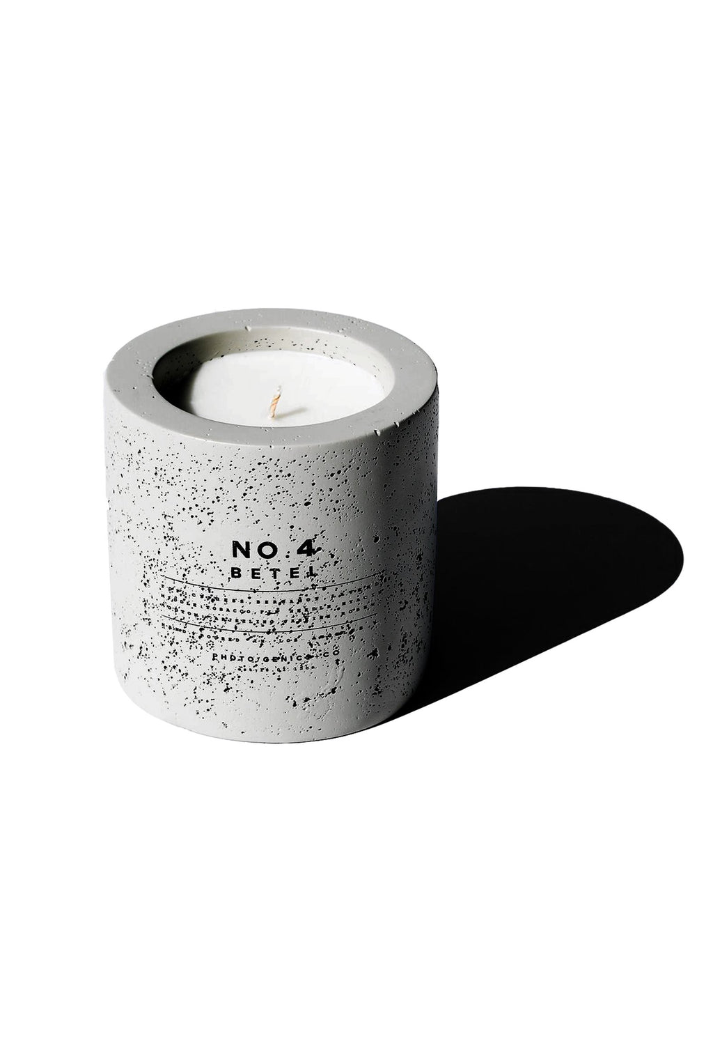 No.4 Betel Concrete Candle